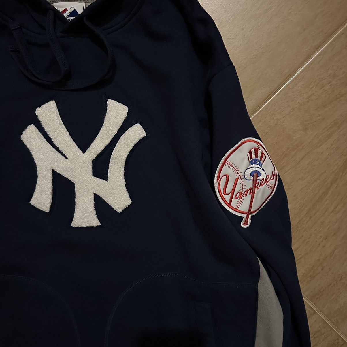 Majestic × New York Yankees 2008 Yankees Hoodie Size US L / EU 52-54 / 3 - 3 Thumbnail