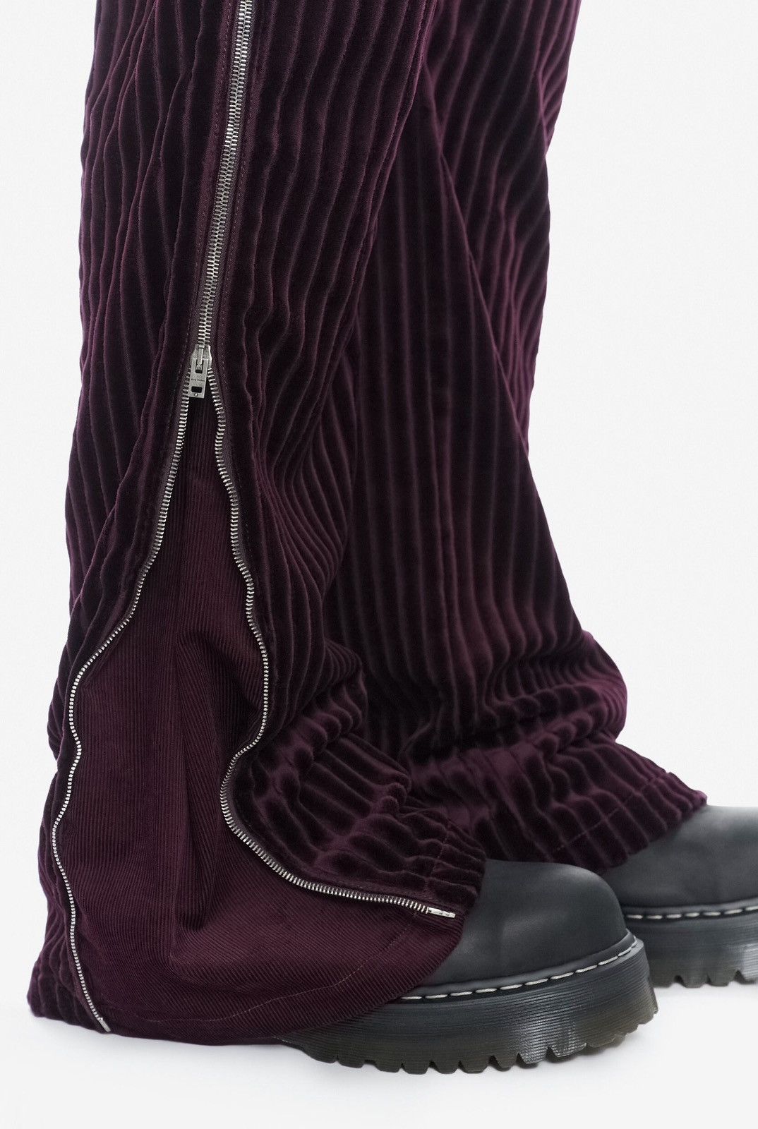 Acne Studios Last Acne Studios Preko Burgundy Corduroy Zip Trousers Size US 32 / EU 48 - 3 Thumbnail