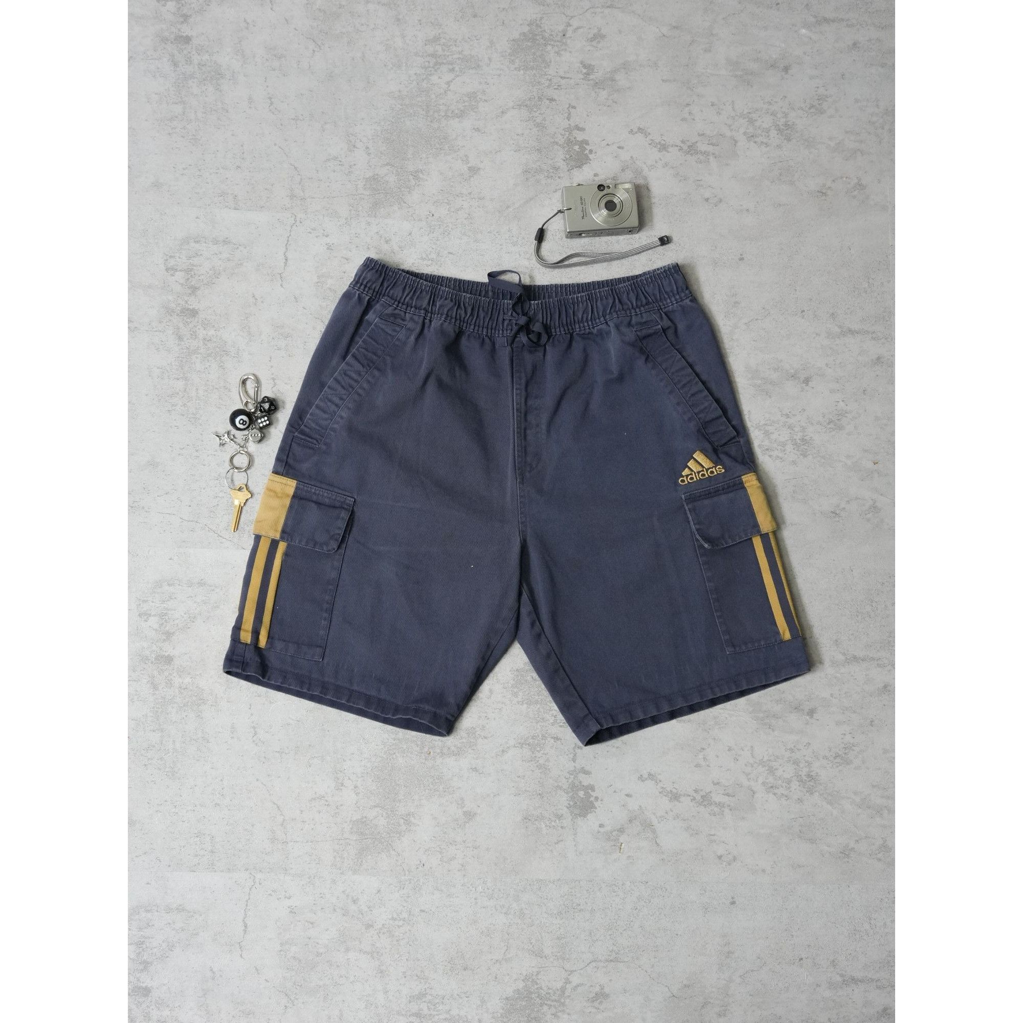 Adidas Adidas Navy Cargo Shorts Size US 33 - 1 Thumbnail