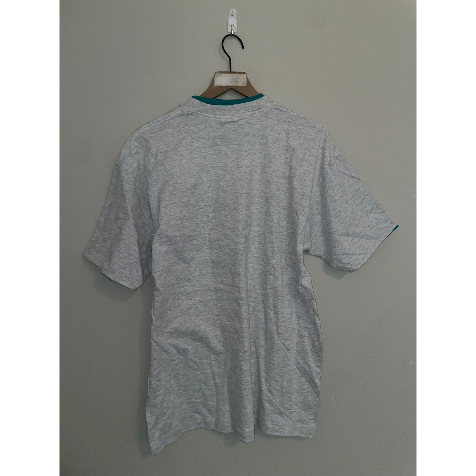 Vintage Vintage Montana Native American Shirt Drums Gray Tee VTG L Size US L / EU 52-54 / 3 - 10 Thumbnail