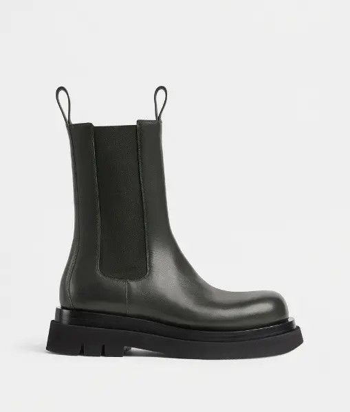 o1n1vont1124 Lug Chelsea Boots in Camping