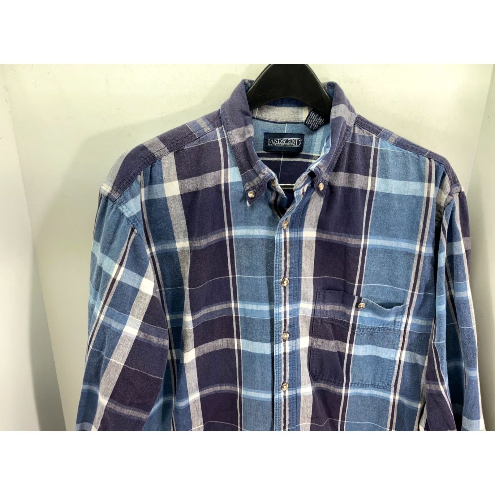 Lands' End Lands' End Button Down Shirt Mens L Blue Plaid Long Sleeve Button-Up Casual Travel 90s Outdoor Mens Regular Big & Tall Size US L / EU 52-54 / 3 - 4 Thumbnail