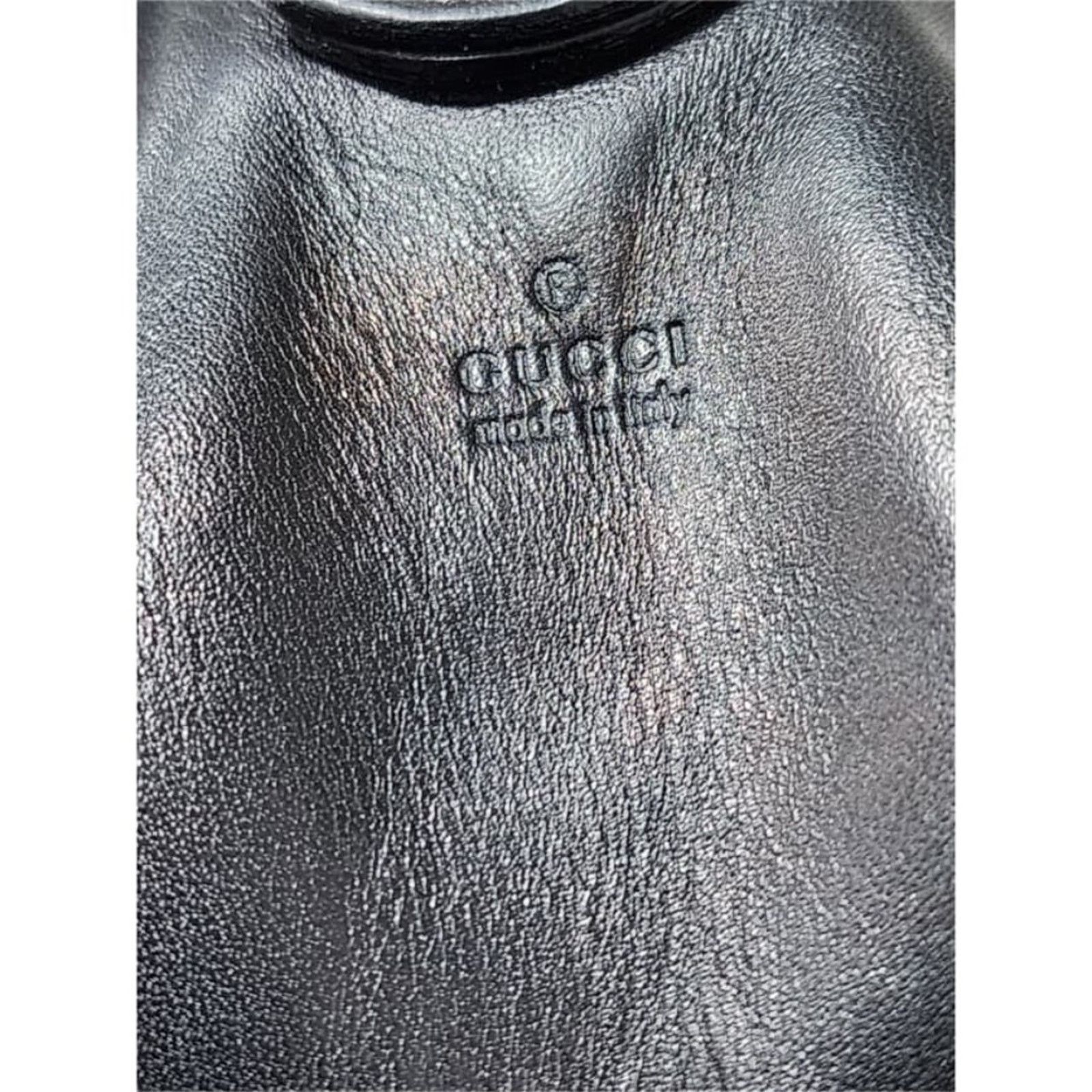 Gucci Authentic Gucci Vintage Leather Shoulder Bag Black Size ONE SIZE - 3 Thumbnail