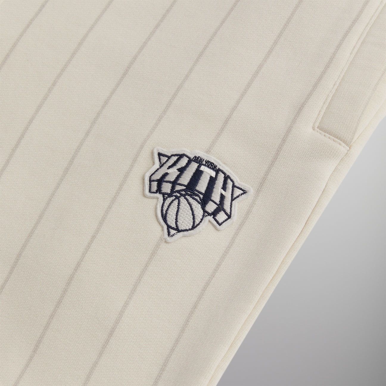 Kith Kith for New York Knicks NY Pinstripe Williams I Sweatpant Size US 32 / EU 48 - 4 Thumbnail