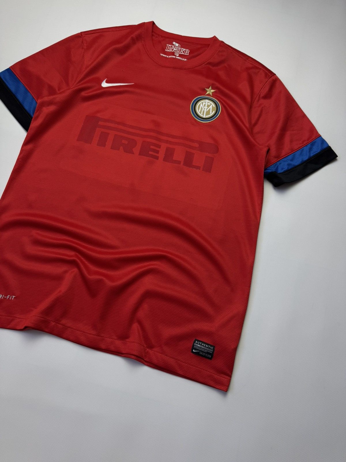 Nike INTER MILAN 2012 2013 AWAY FOOTBALL SHIRT SOCCER JERSEY NIKE Size US M / EU 48-50 / 2 - 2 Thumbnail