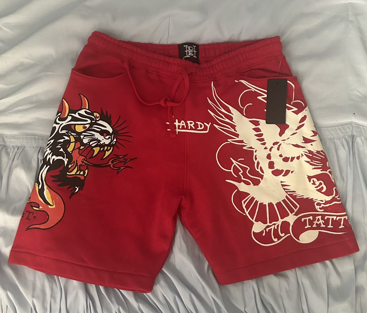 Ed Hardy red ed hardy large sweat shorts men Size US 34 / EU 50 - 1 Thumbnail