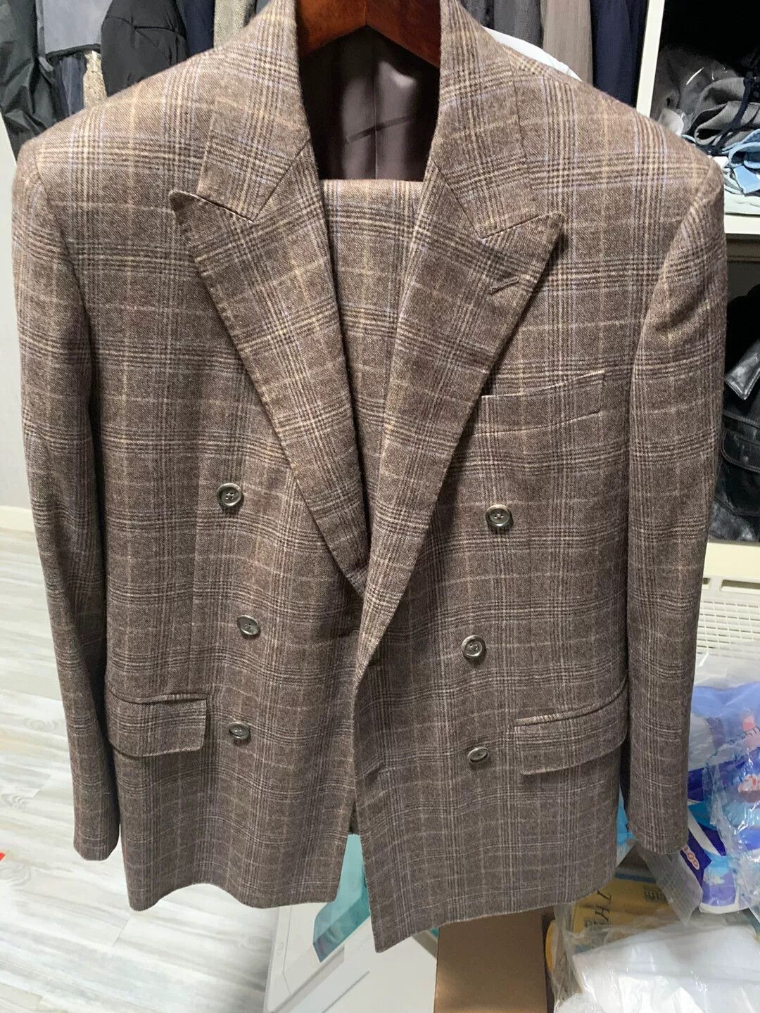 Japanese Brand custom plaid suit jacket in super110 wool Size US M / EU 48-50 / 2 - 1 Thumbnail