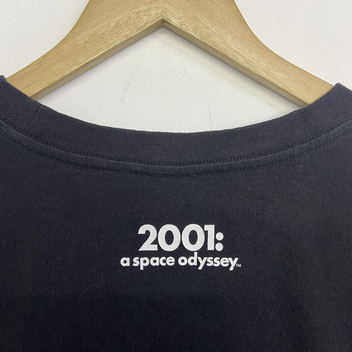 Vintage ‘Vintage 2001: a space odyssey Movie T-shirt Size US XL / EU 56 / 4 - 14 Thumbnail