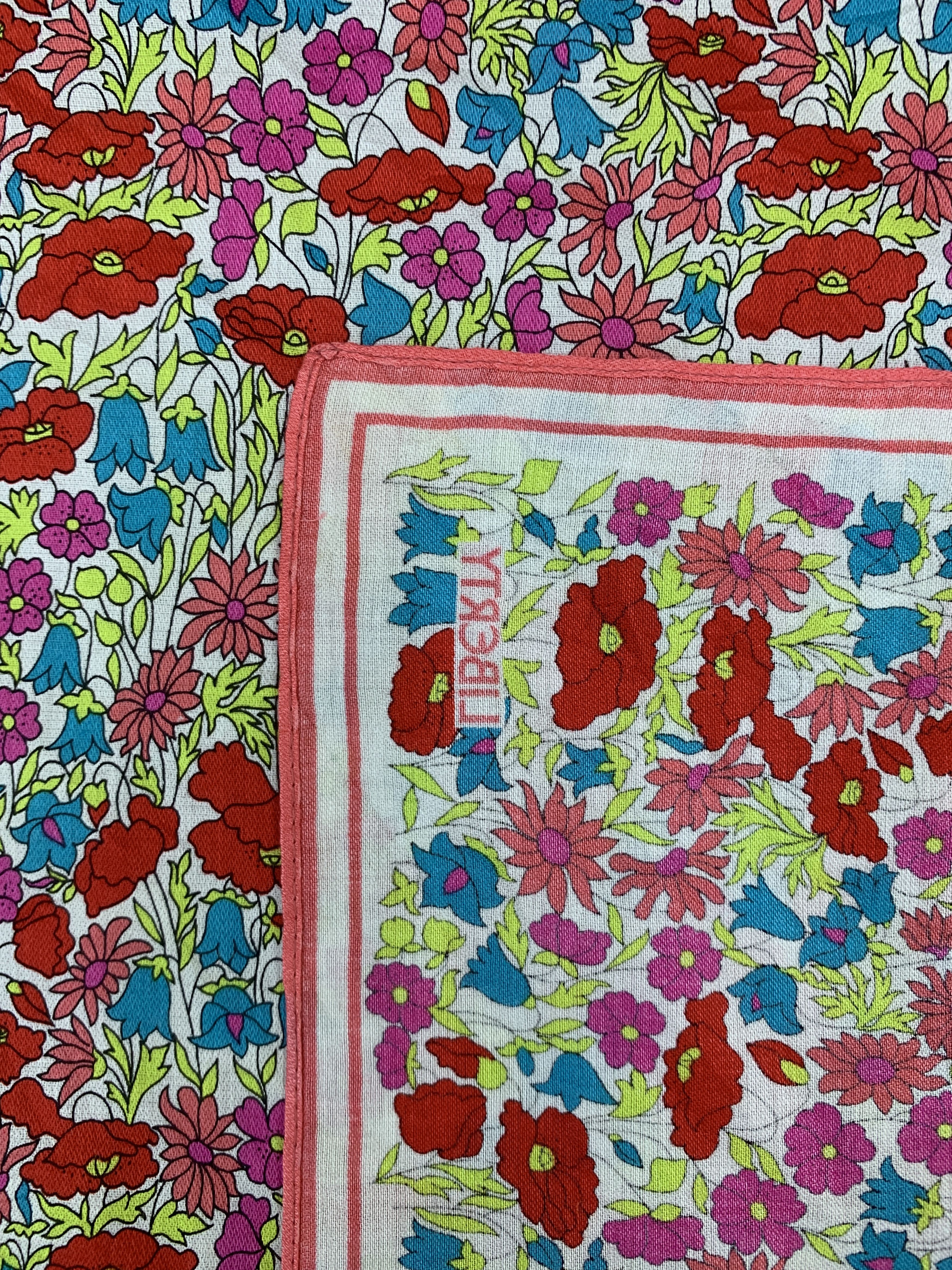 Liberty × Vintage Vintage Liberty Neckerchief/ Handkerchief Scarves - HKA900 Size ONE SIZE - 8 Thumbnail