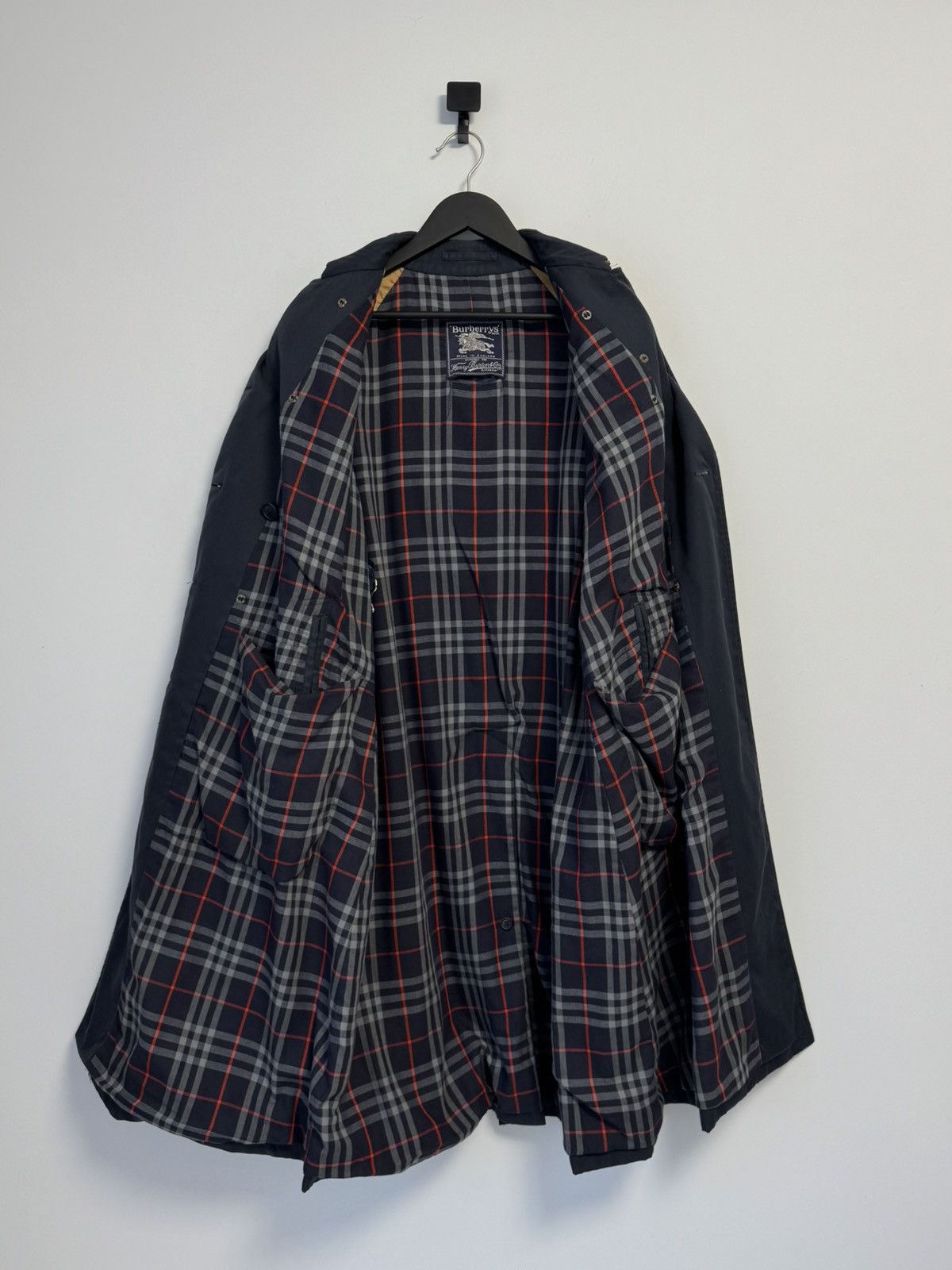 Burberry Burberrys Vintage Trench Coat Burberry Oversize nova check Size L / US 10 / IT 46 - 1 Thumbnail
