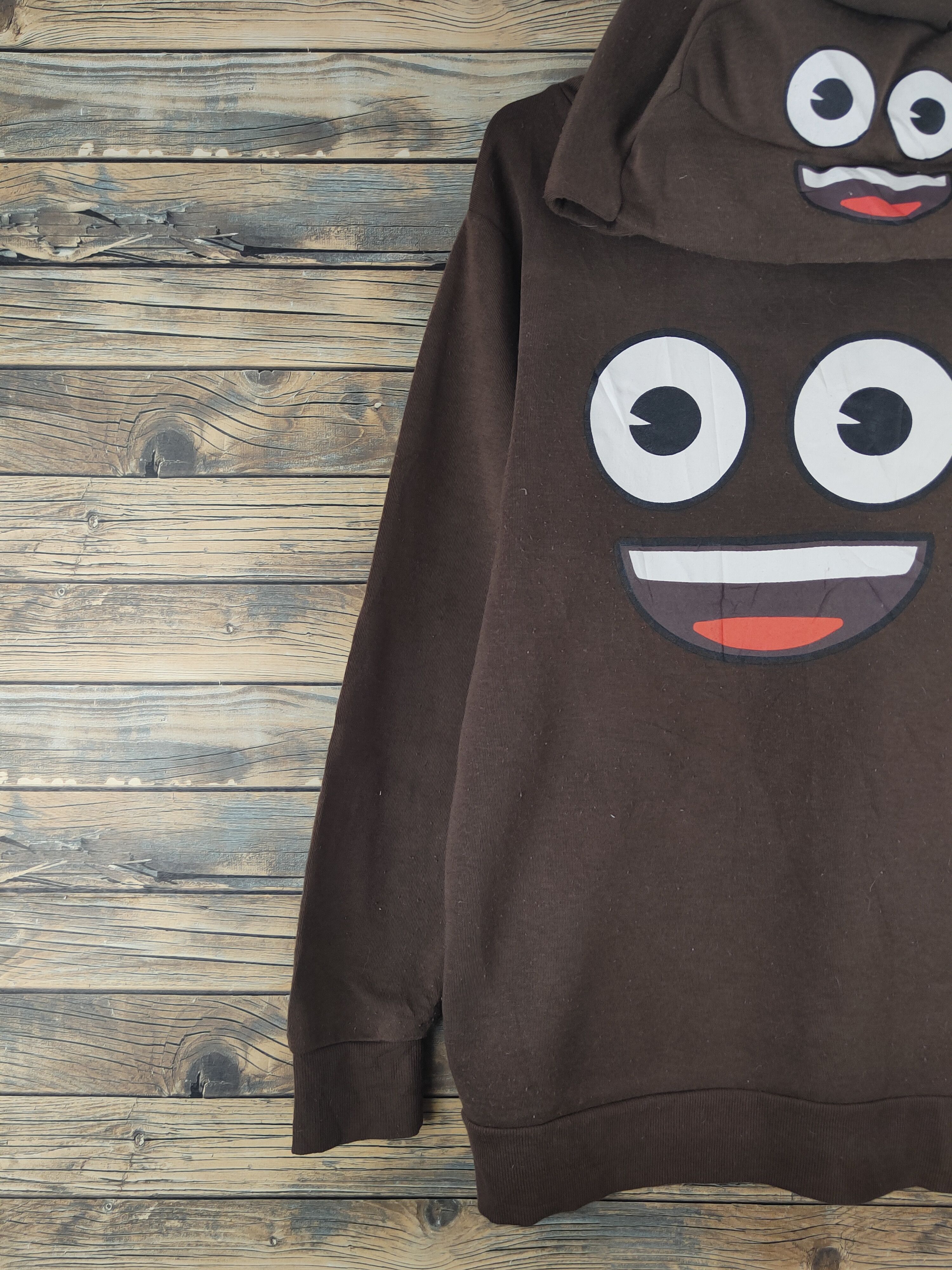Japanese Brand Very rare Big Emoji Brown Hoodie Sweatshirts Size US M / EU 48-50 / 2 - 3 Thumbnail