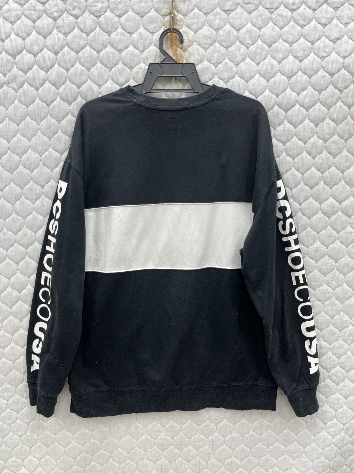Other 🔥🔥🔥STEALS DCSHOE CO USA LIGHT SWEATSHIRT Size US L / EU 52-54 / 3 - 4 Thumbnail