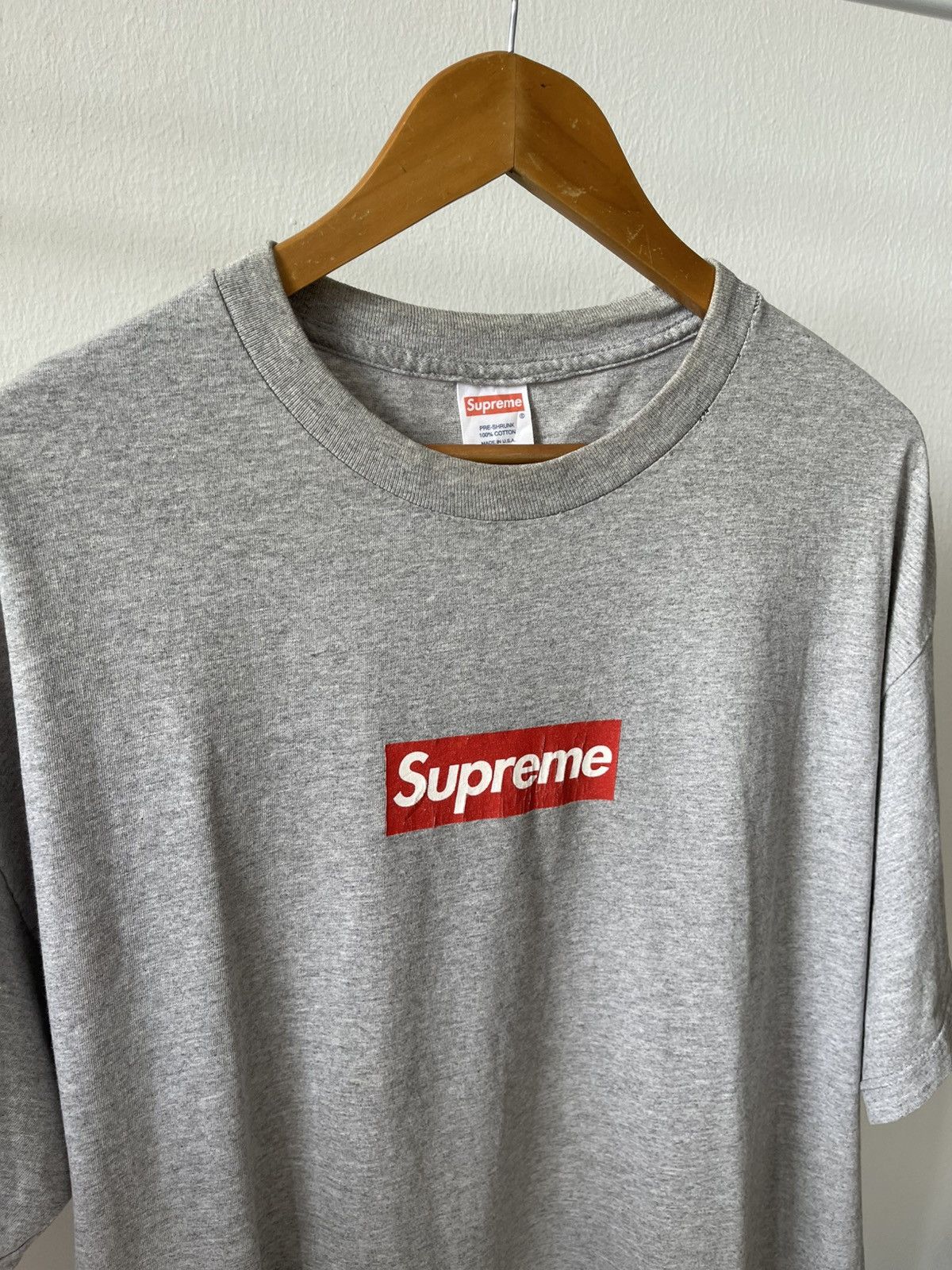 Supreme Supreme Box Logo Red on Grey Tee A2 Size US XL / EU 56 / 4 - 4 Thumbnail
