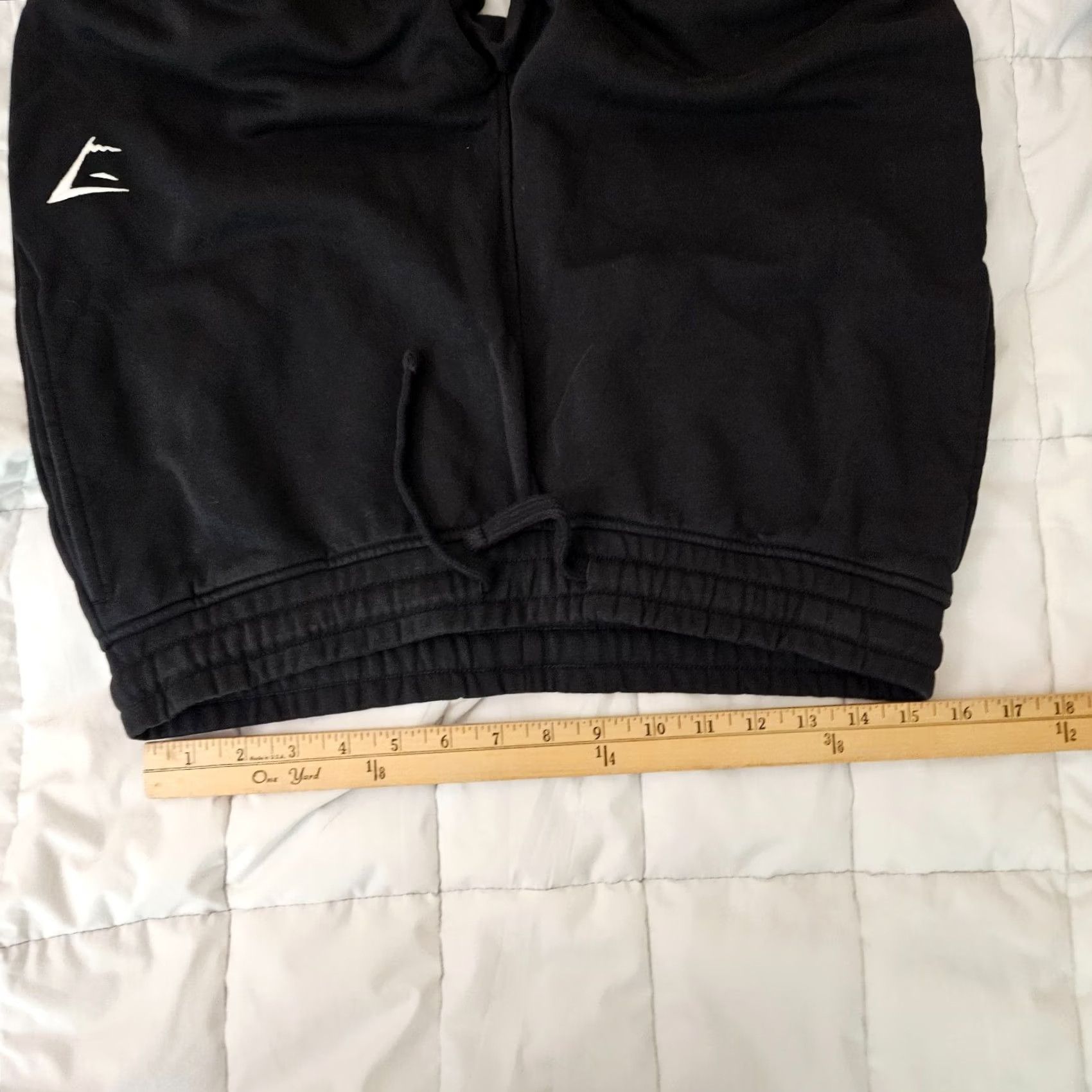 Gymshark Gymshark Men's Outdoor Black Crest Slim Fit Joggers Size L Size US 33 - 6 Thumbnail
