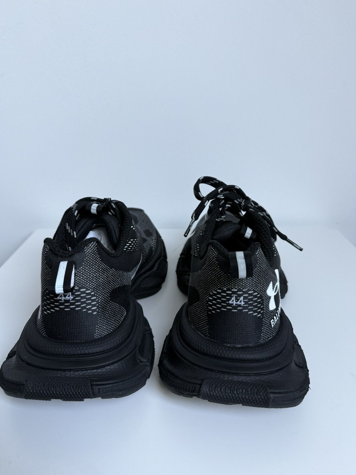 Balenciaga × Under Armour Balenciaga x Under Armour 3XL Sneaker (size 44EU) Size US 11 / EU 44 - 4 Thumbnail
