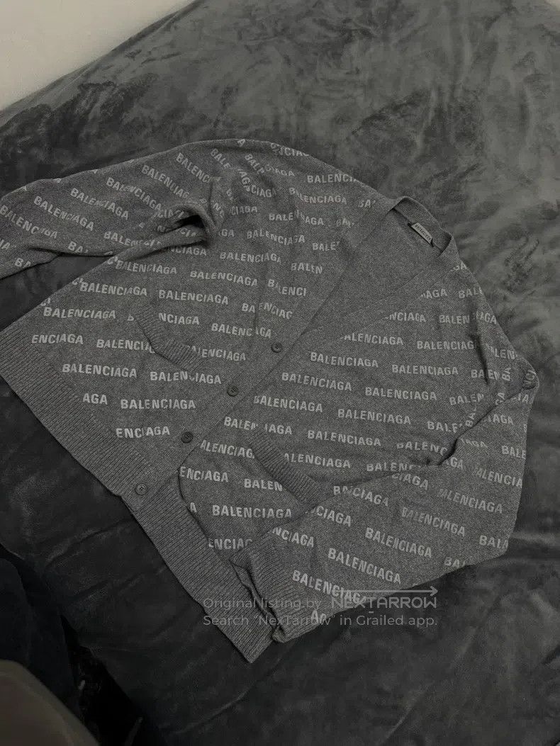 Balenciaga Balenciaga Gray Bullet Screen Logo Cardigan Sweater Size US M / EU 48-50 / 2 - 2 Thumbnail