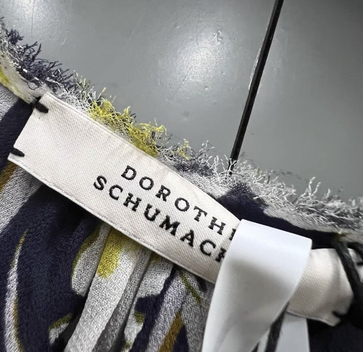 DOROTHEE SCHUMACHER Dorothee Schumacher Floral Dress J41 Size XS / US 0-2 / IT 36-38 - 2 Thumbnail