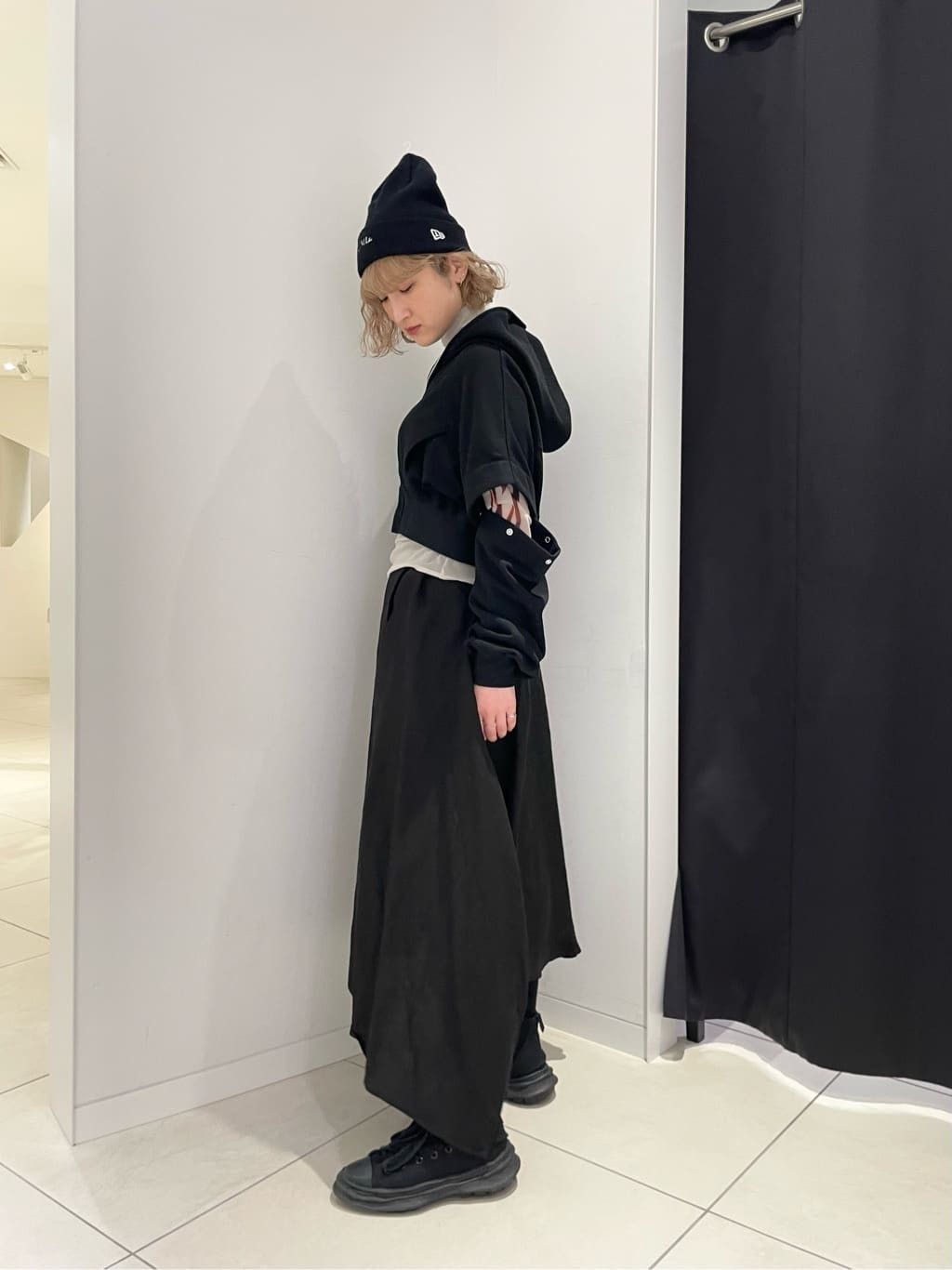 Yohji Yamamoto LIMI feu Yohji Yamamoto - Linen Cupro Blend Slit Long Skirt Size 30" / US 8 / IT 44 - 6 Thumbnail
