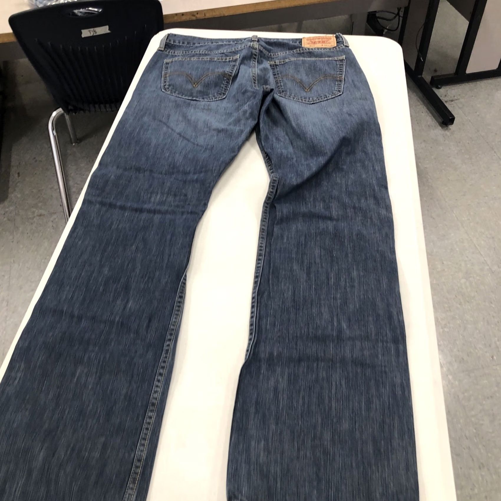Levi's VINTAGE Levis 514 Jeans Mens 34x34 Slim Straight Denim Blue Cotton Zip 5-Pocket Logo Size US 34 / EU 50 - 4 Thumbnail