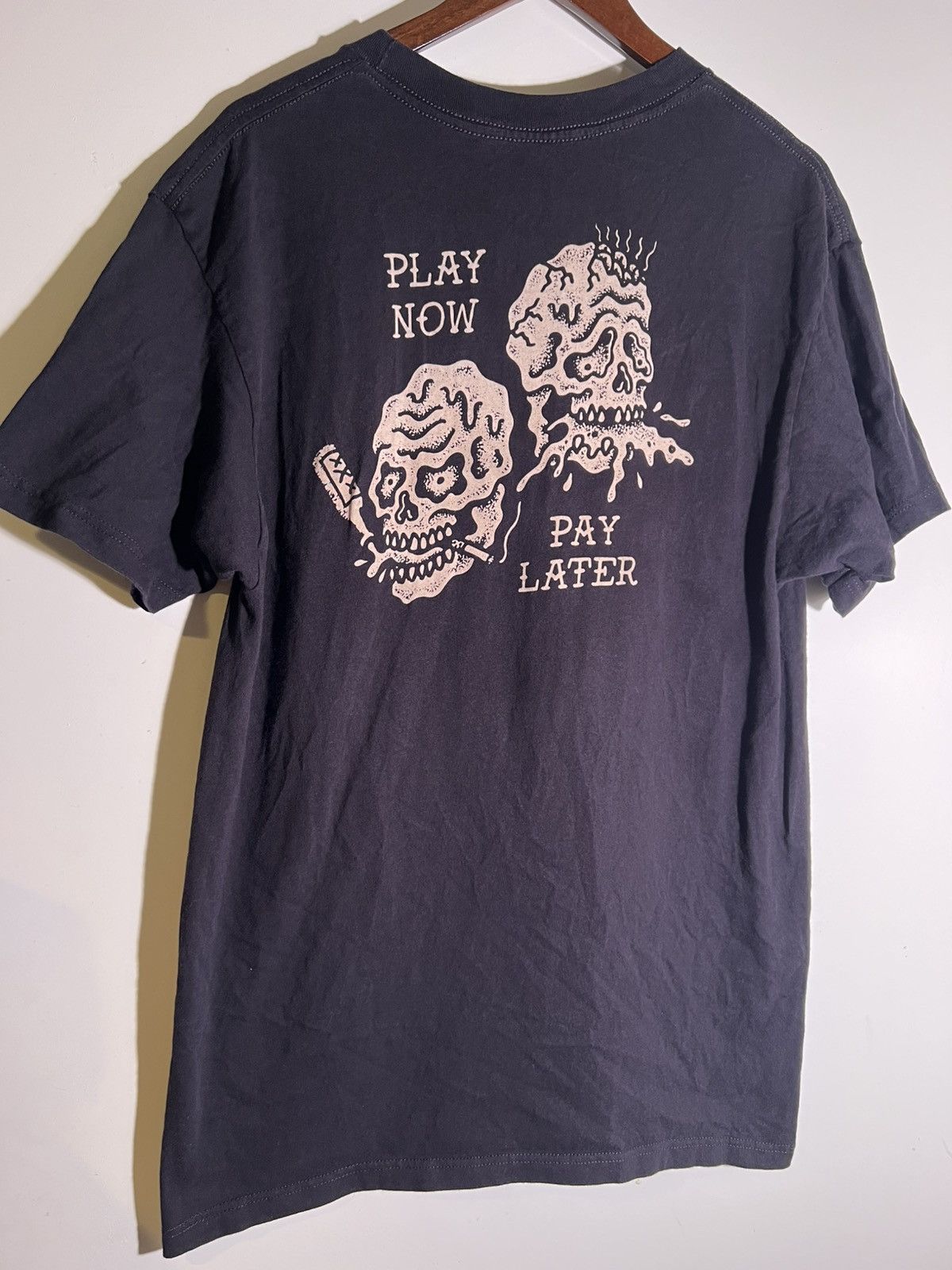 Vintage Y2K 2000’s Style Play Now Play Later Skulls Goth Retro Shirt Size US L / EU 52-54 / 3 - 1 Thumbnail
