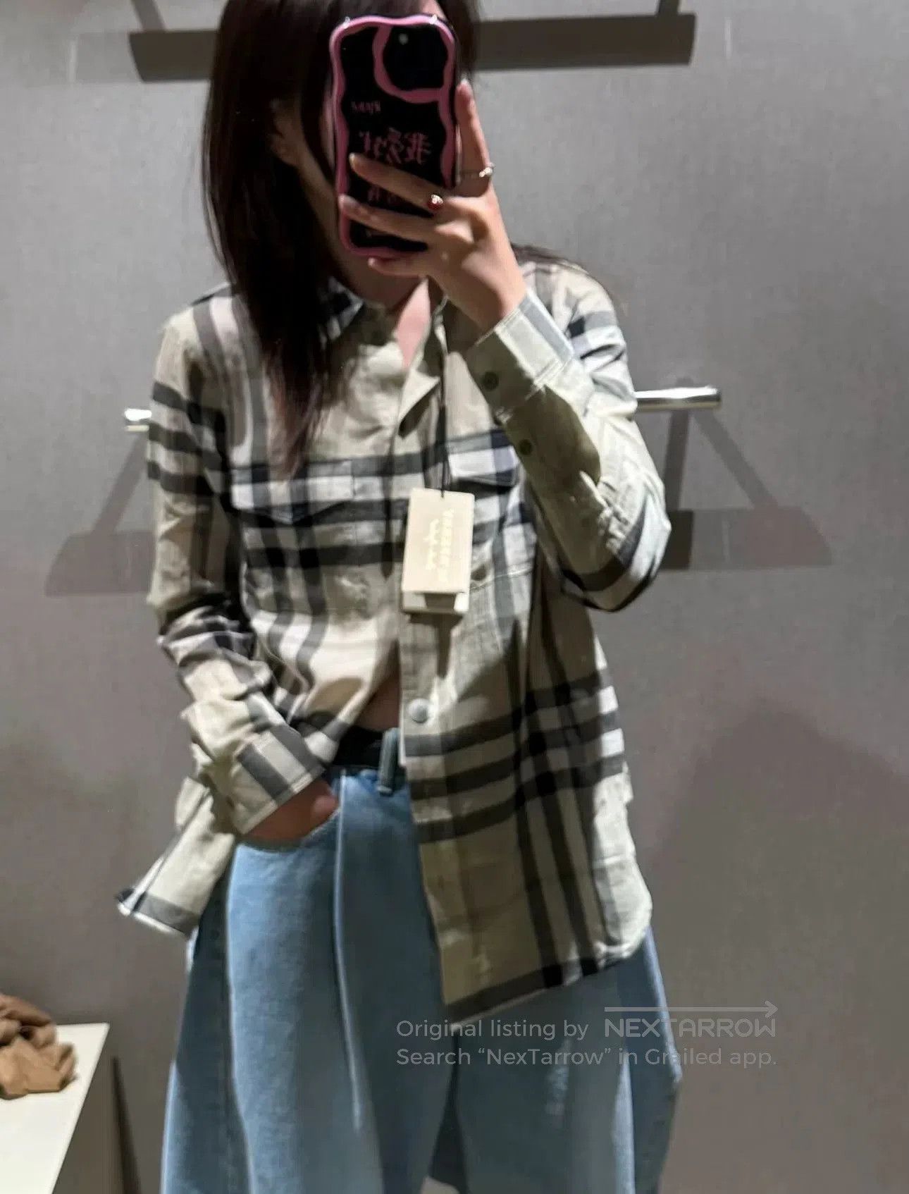 Burberry Burberry Classic Check Thin Women's Shirt. Size M / US 6-8 / IT 42-44 - 2 Thumbnail