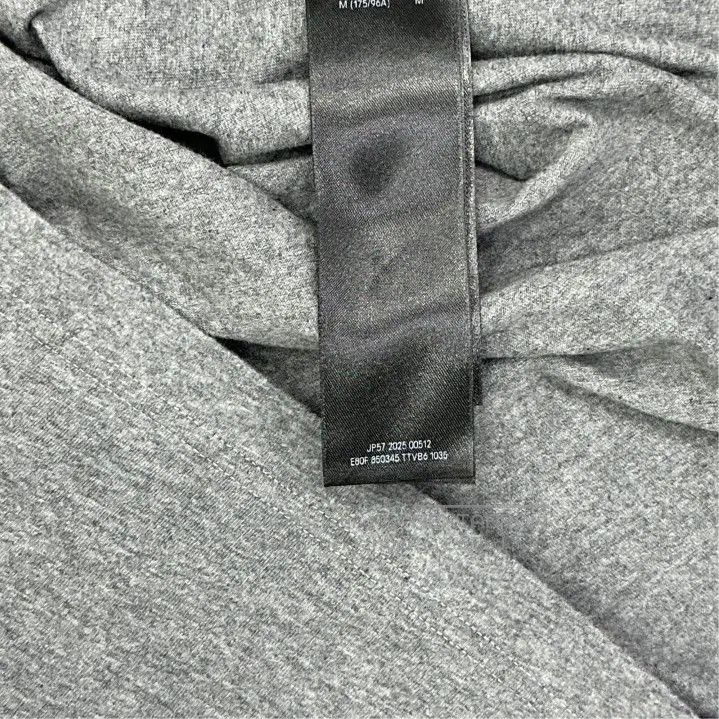 Other Balenciaga Luxury Script Oversized T-Shirt. Size US M / EU 48-50 / 2 - 4 Thumbnail