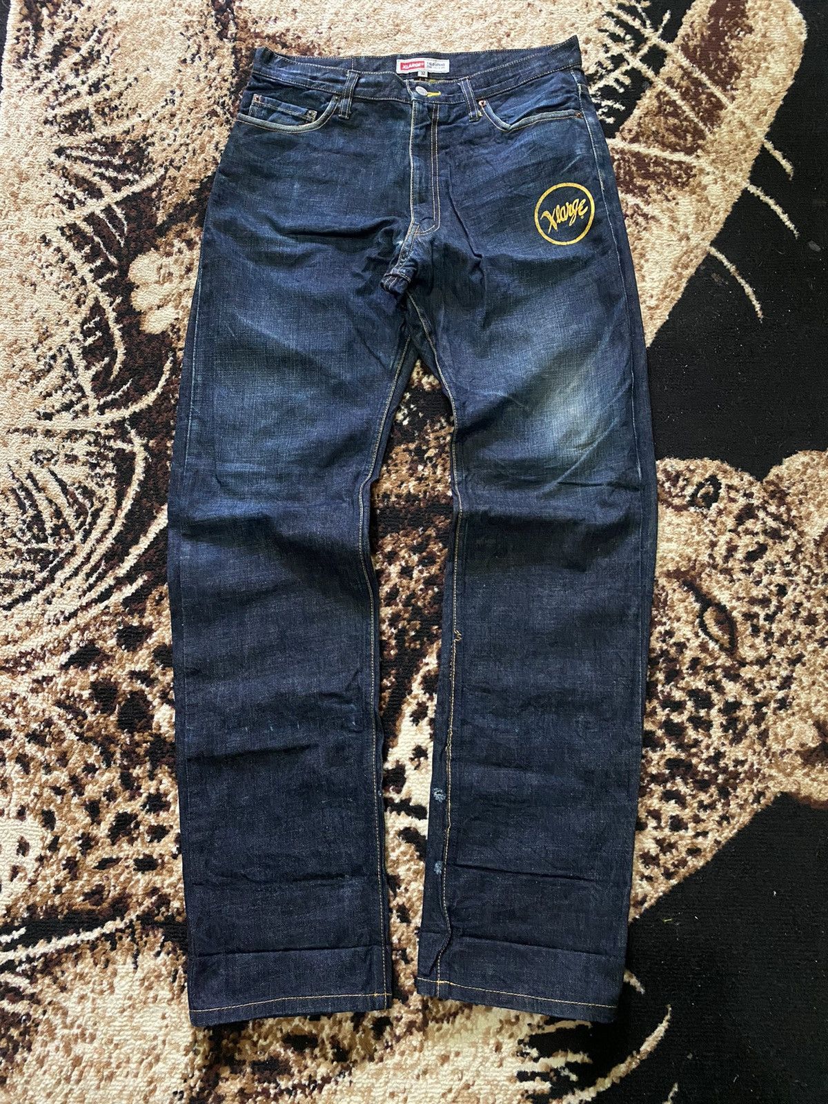 Rare XLARGE Distressed Jeans pants