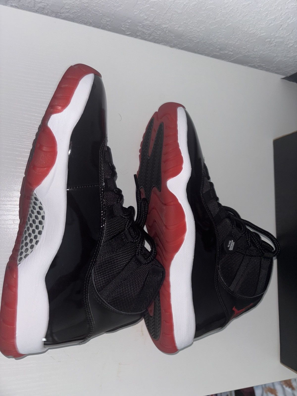 Jordan Brand Air Jordan Bred 11 Retro Size US 10 / EU 43 - 2 Thumbnail