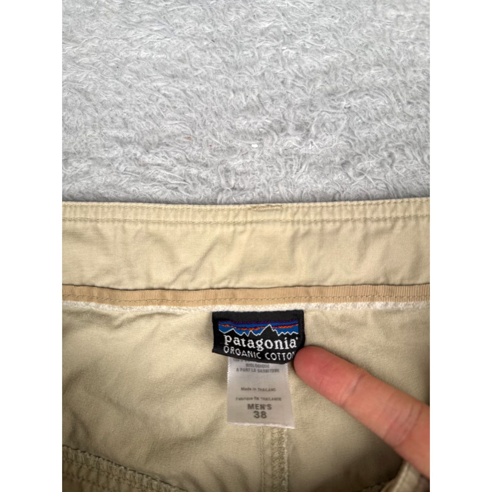 Patagonia VINTAGE Patagonia Shorts Men 38 Beige Lightweight All Wear 100% Cotton Hiking Camp 36x12 Size US 38 / EU 54 - 7 Thumbnail