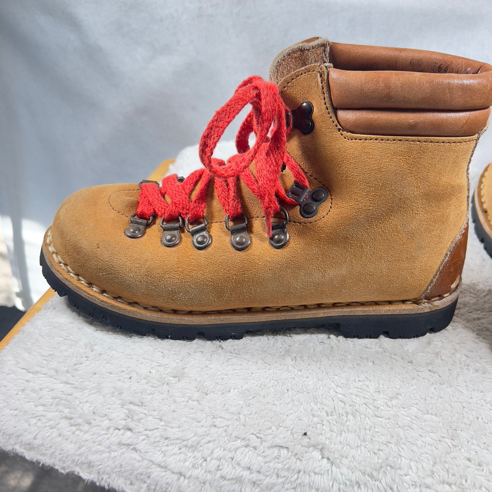 Other Thom Mcan Vintage Boots Men's 6.5 Made In Italy Vibram Soles Size US 6.5 / EU 39-40 - 19 Thumbnail