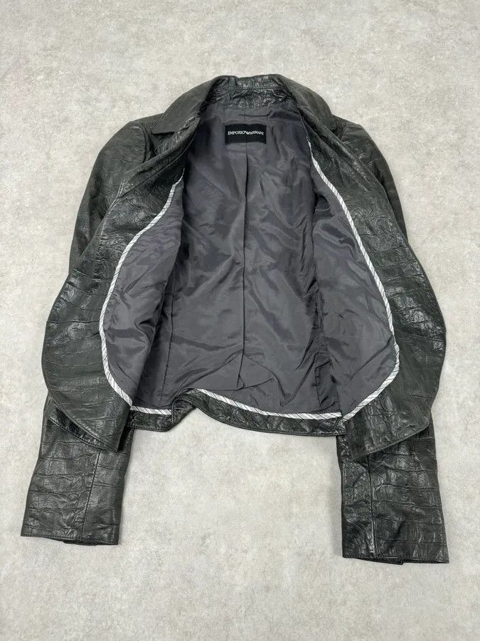 Emporio Armani 2000s Emporio Armani Crocodile Embossed Grey Leather Jacket Size S / US 4 / IT 40 - 8 Thumbnail