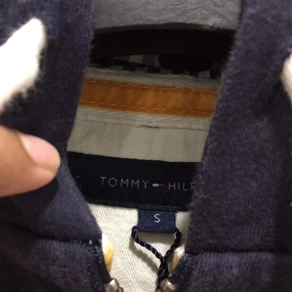 Tommy Hilfiger Tommy Hilfiger Small Logo Hoodies Size US S / EU 44-46 / 1 - 3 Thumbnail