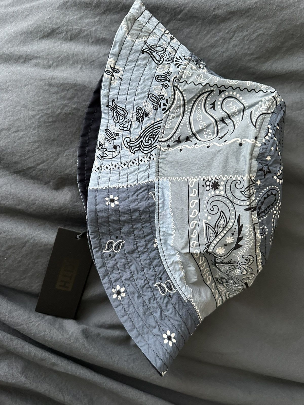 Kith Kith Deconstructed Bandana Reversible Bucket Hat | Grailed