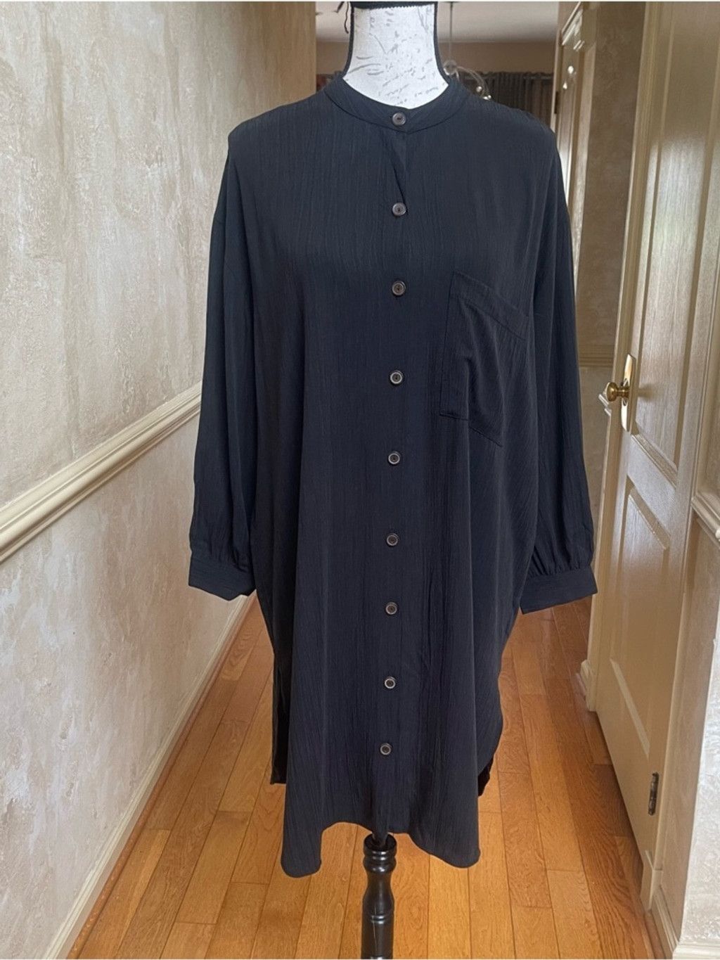 Zara ZARA Black Crinkle Oversized Shirt Tunic Sz S-M NWT Size M / US 6-8 / IT 42-44 - 9 Thumbnail