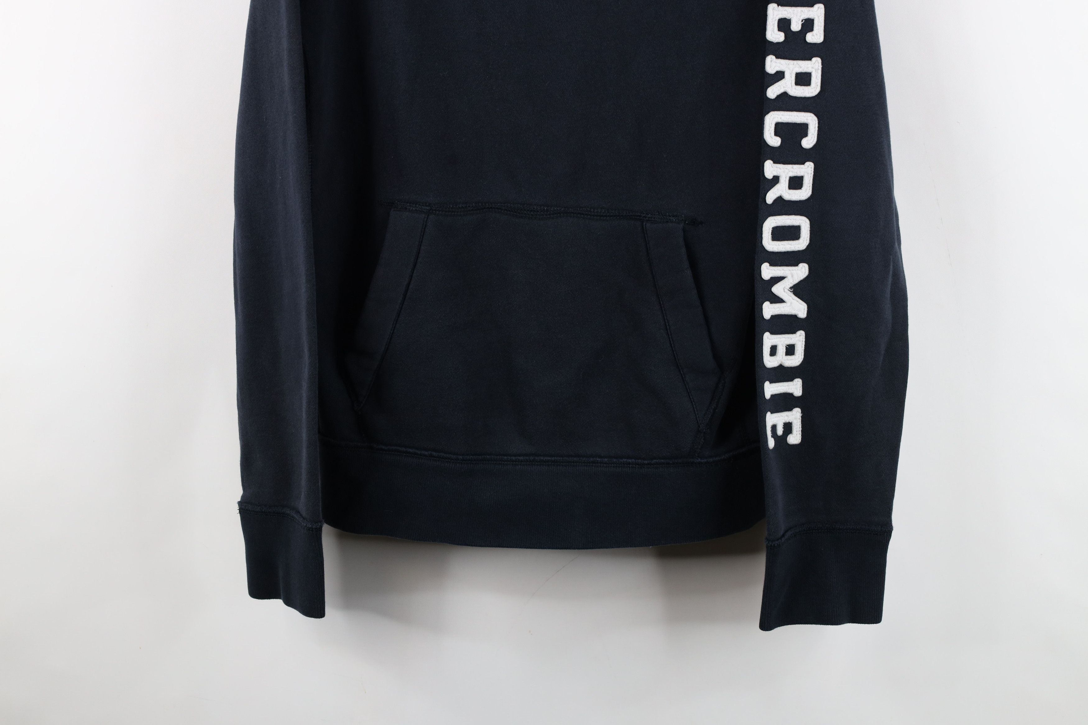 Abercrombie & Fitch Vintage Abercrombie & Fitch Heavyweight Hoodie Sweatshirt Size US M / EU 48-50 / 2 - 3 Thumbnail