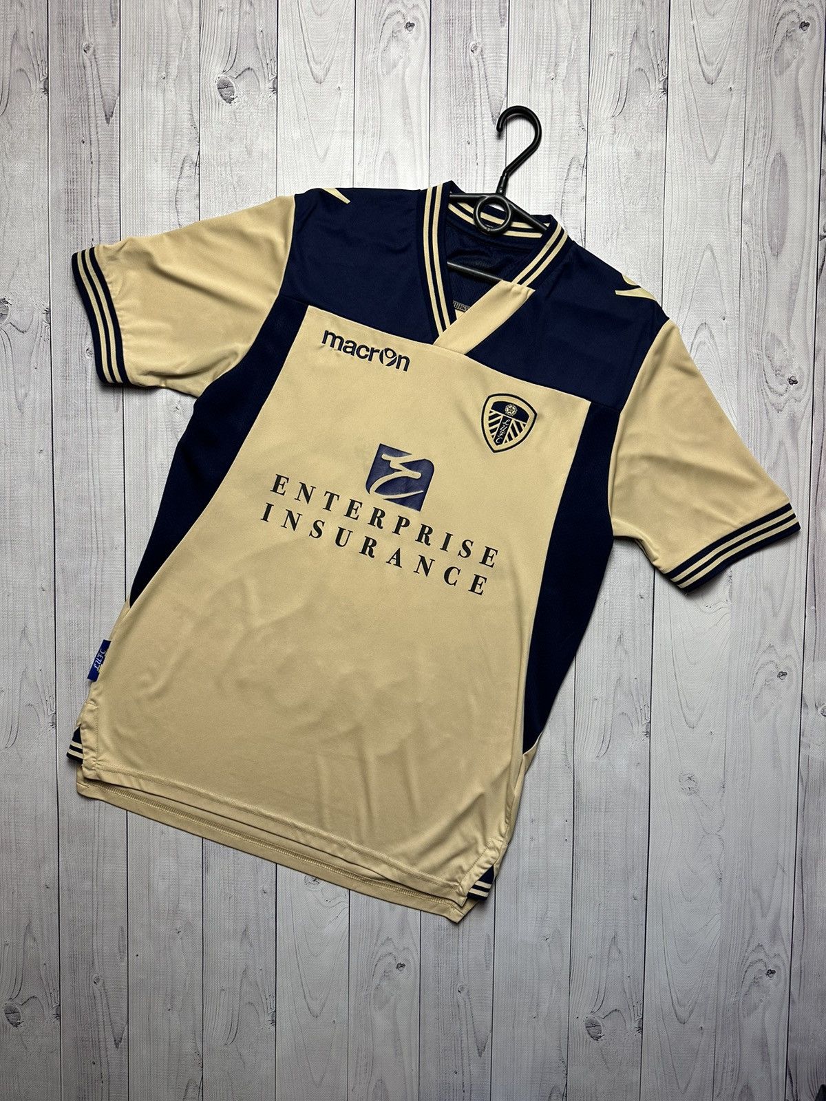Vintage Vintage soccer jersey Leeds gold size L Size US L / EU 52-54 / 3 - 1 Thumbnail