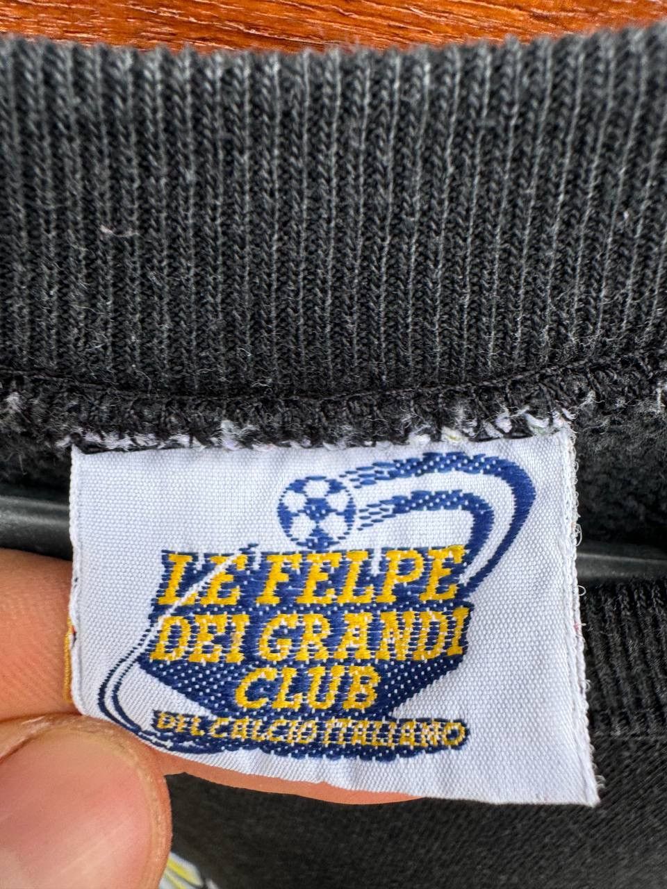 Vintage Juventus Italy 1991/1990 Sweat Top Le Felpe Parmalat sz L Size US L / EU 52-54 / 3 - 6 Thumbnail