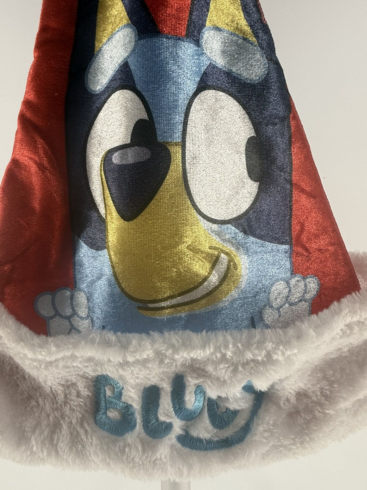 Other Bluey Dog Christmas Santa Hat 16" Red Faux Fur Embroidery Size ONE SIZE - 5 Thumbnail