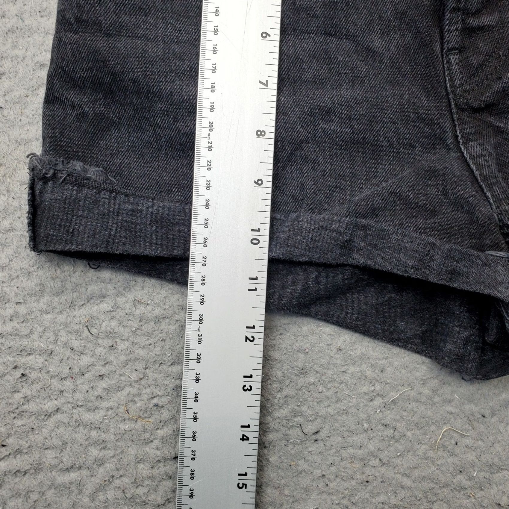 Zara Zara Womens Jeans Shorts 2 Black Denim 5 Pocket Stretch Button Fly Cuffed Denim Shorts Size 26" / US 2 / IT 38 - 3 Thumbnail