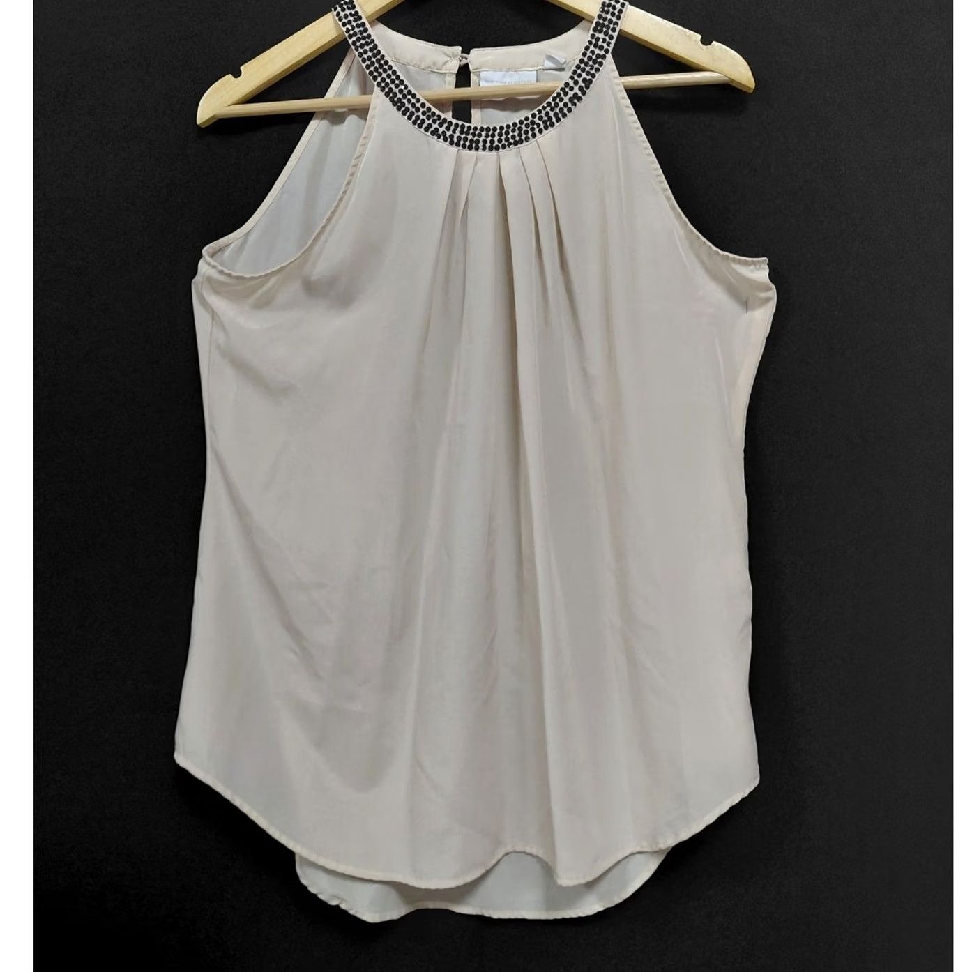 Vintage New York & Company Beaded Halter Top Beige Solid Sleeveless Women M Size M / US 6-8 / IT 42-44 - 2 Thumbnail