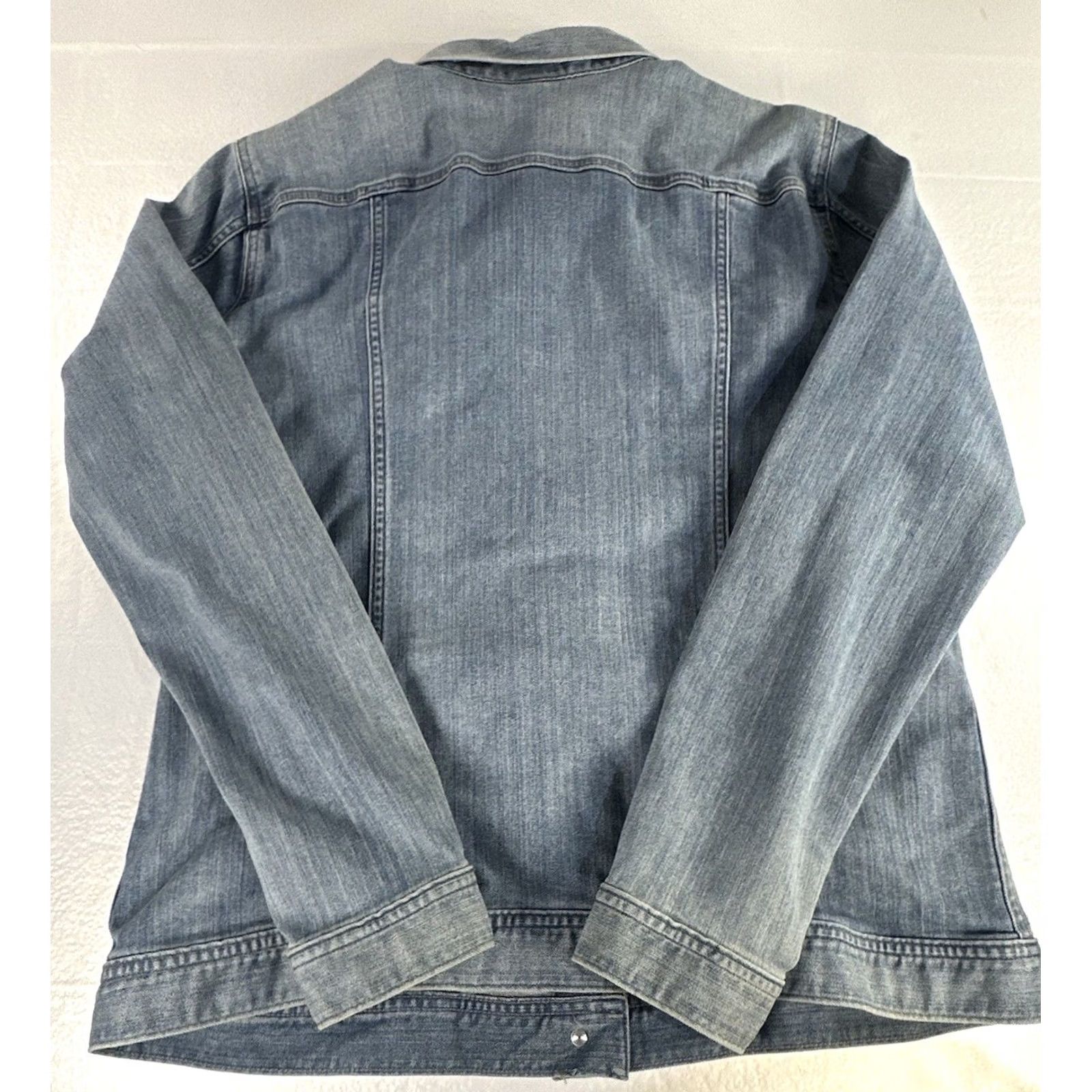 CO Duluth Denim Jacket Womens Medium Blue Button Front Workwear Shirt Size M / US 6-8 / IT 42-44 - 4 Thumbnail
