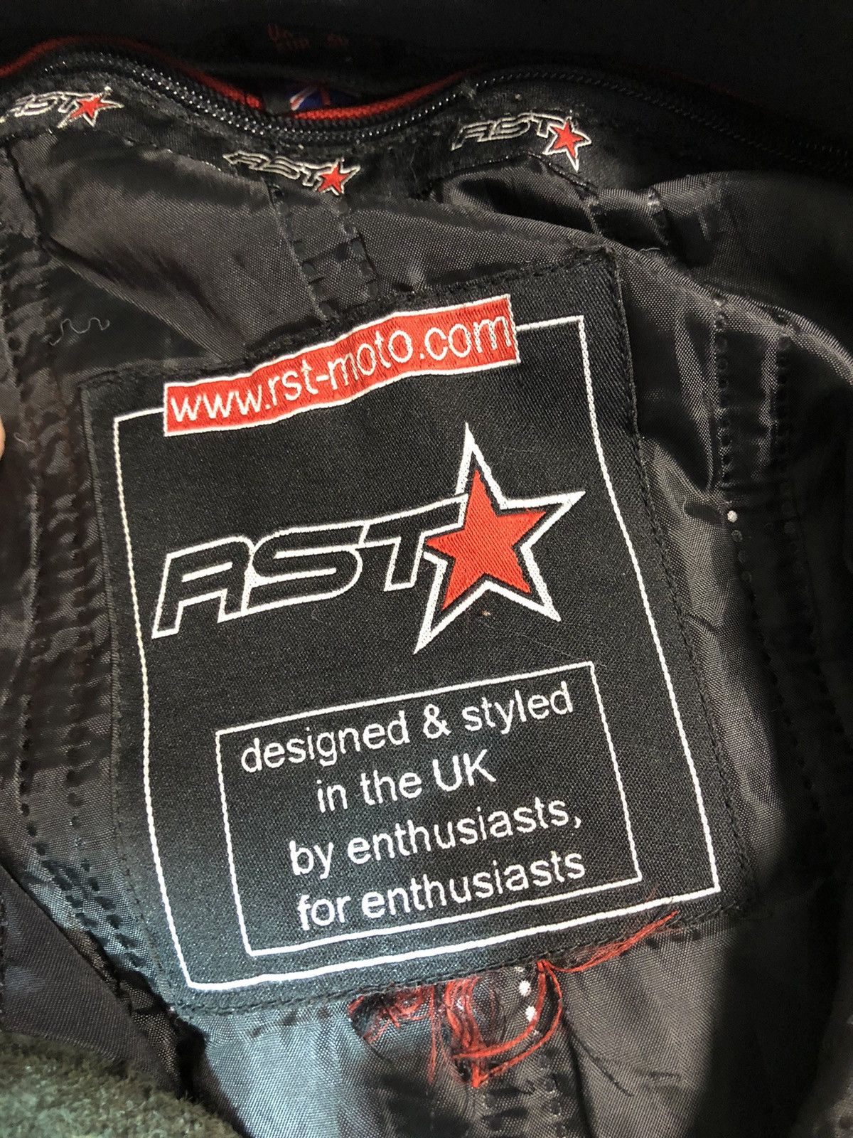 Dainese × Ferrari × Yamaha RST Motorcycle Leather Jacket Racing Size US L / EU 52-54 / 3 - 20 Thumbnail