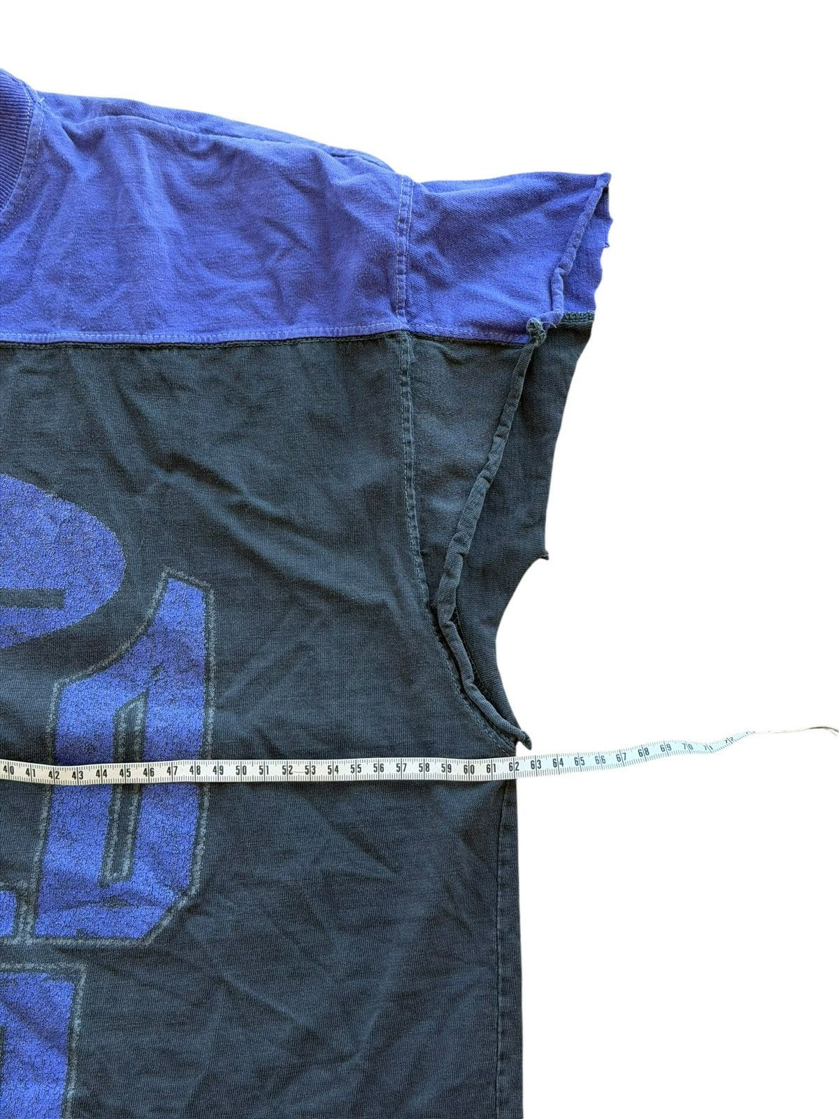 Vintage *RARE* WORLD GYM XXL 1990s CUT OFF TEE BODYBUILDING Size US L / EU 52-54 / 3 - 13 Thumbnail