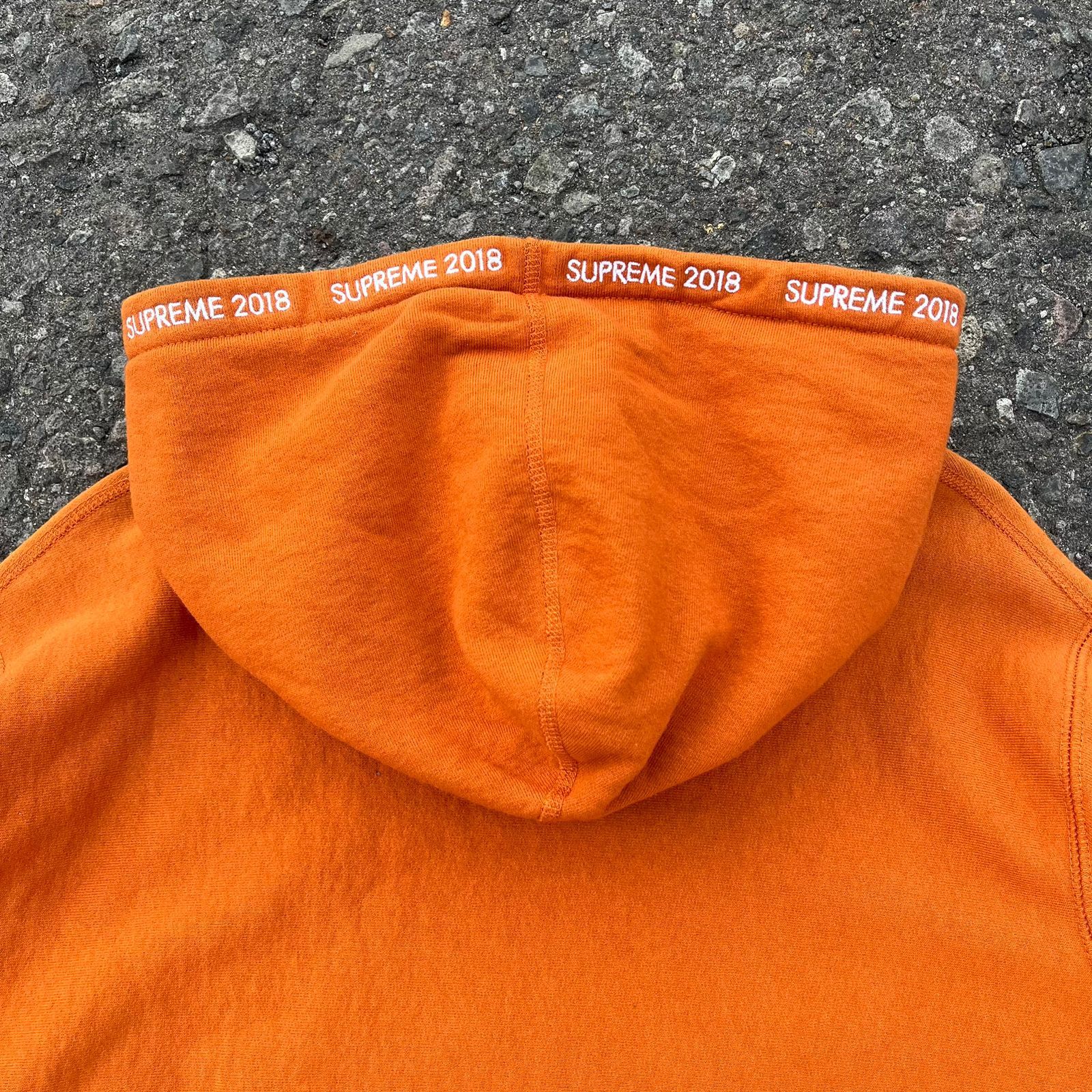 Hypebeast × Supreme Supreme SS18 Channel Hoodie Size US M / EU 48-50 / 2 - 8 Thumbnail