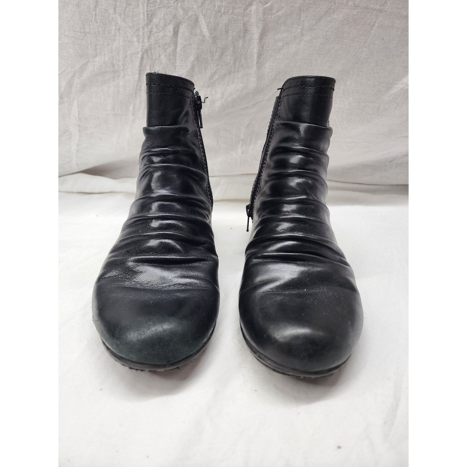 Rockport Womens Rockport Black Leather boots booties size 7 sh4 Size US 7 / IT 37 - 1 Thumbnail
