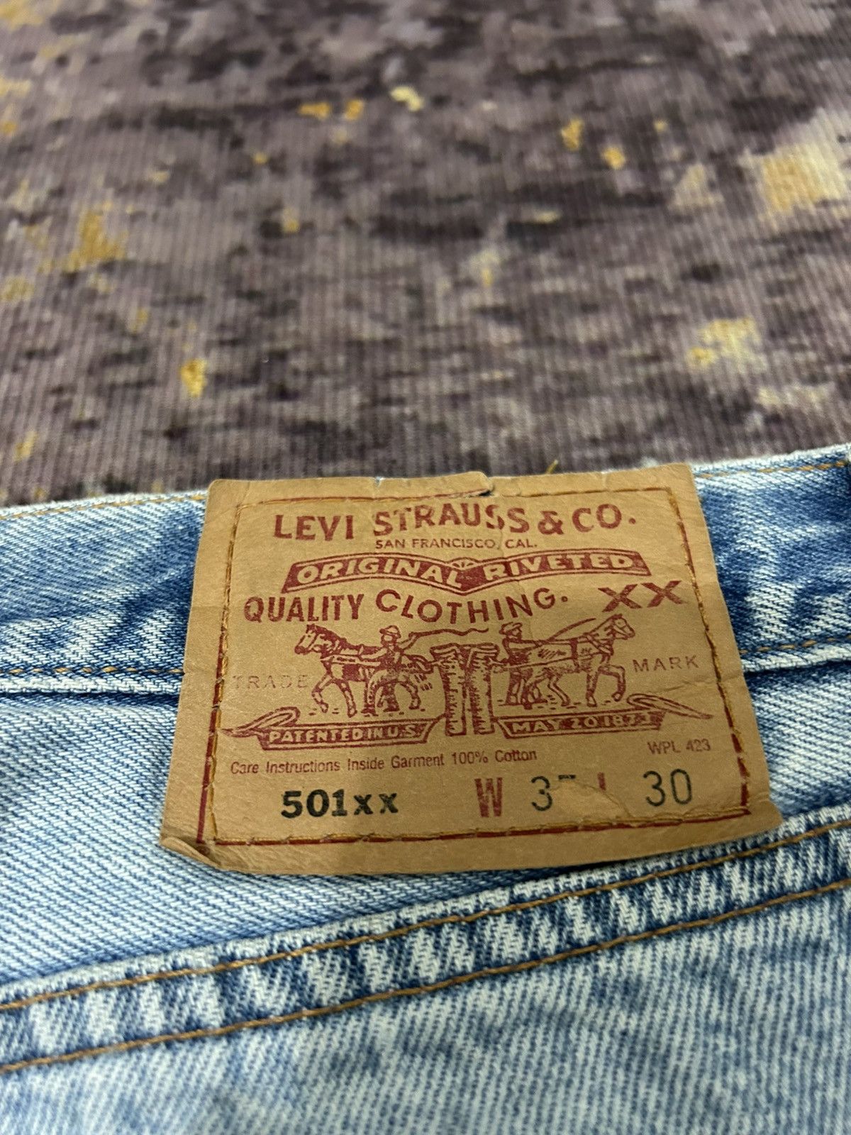 Levi's Vintage Clothing Vintage Levis 501XX Sample Rippert Gorilla Aplle Print Size US 33 - 13 Thumbnail