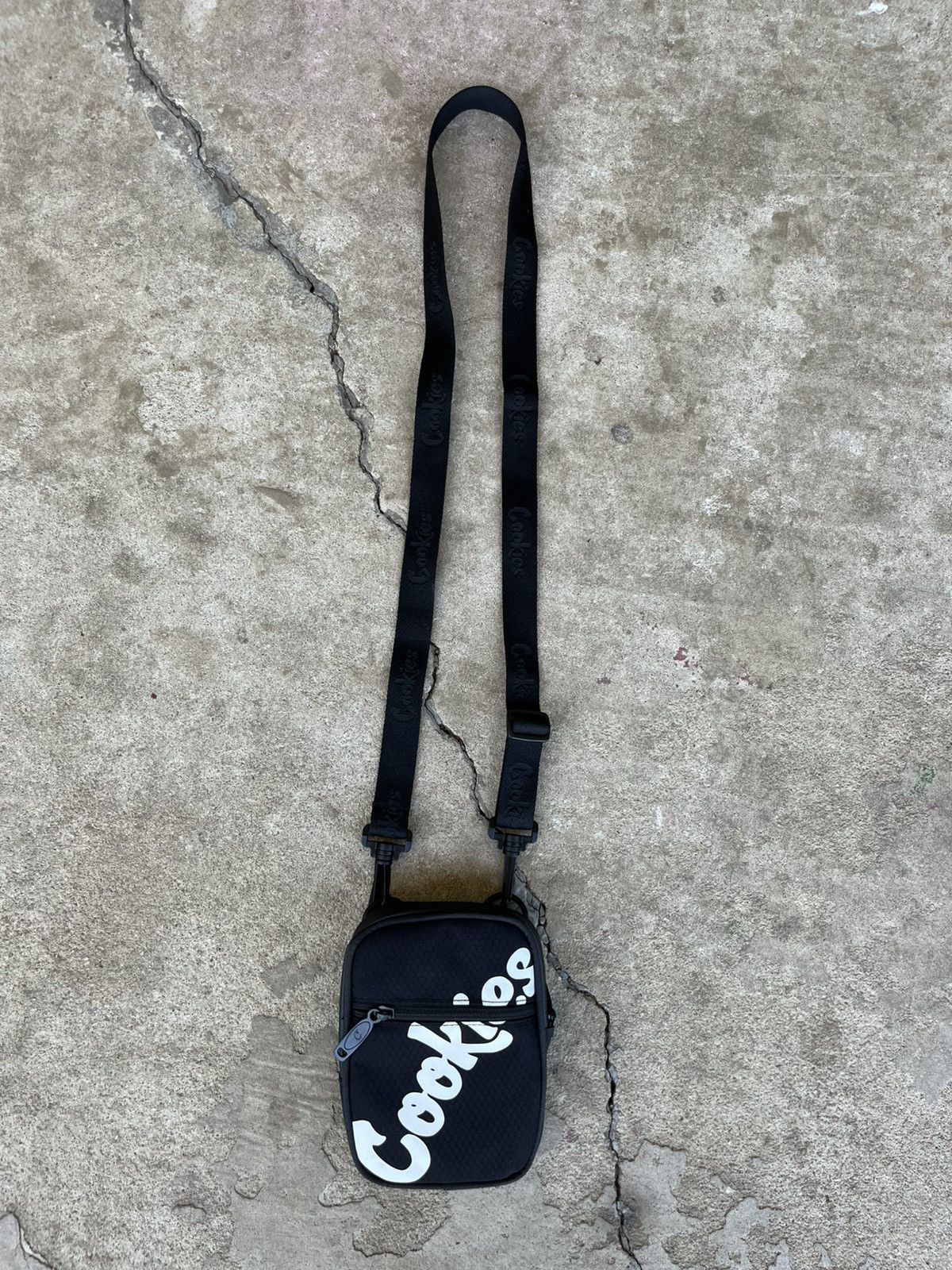 Cookies Cookies Black Crossbody Bag Size ONE SIZE - 2 Thumbnail
