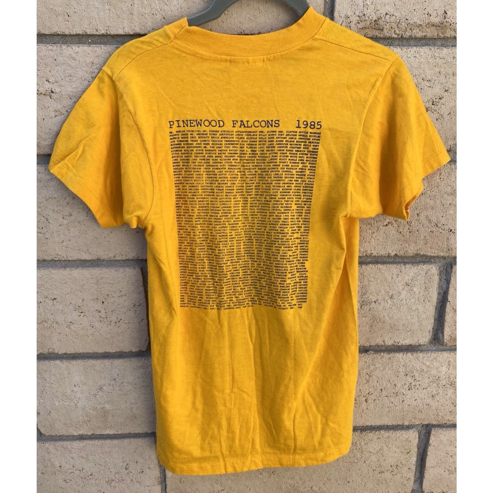 Hanes VINTAGE Hanes T-Shirt 1980s Pinewood Falcons 80s Graphic Print Short Sleeve Yellow Size S Mens Size US S / EU 44-46 / 1 - 7 Thumbnail