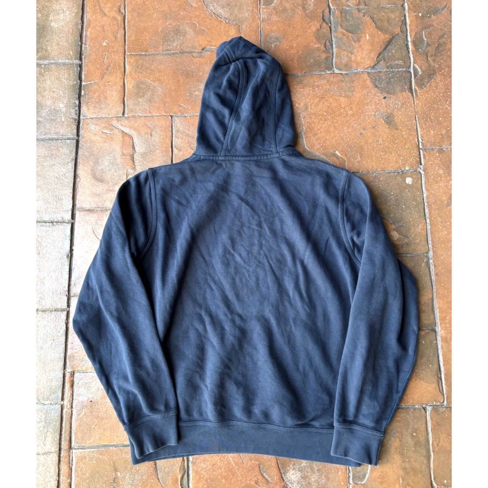Nike Nike Swoosh Embroidered Hoodie Sweatshirt Large Black Mens Pullover Sportswear Hooded All Seasons Pockets Basketball Gym & Training Size US L / EU 52-54 / 3 - 3 Thumbnail