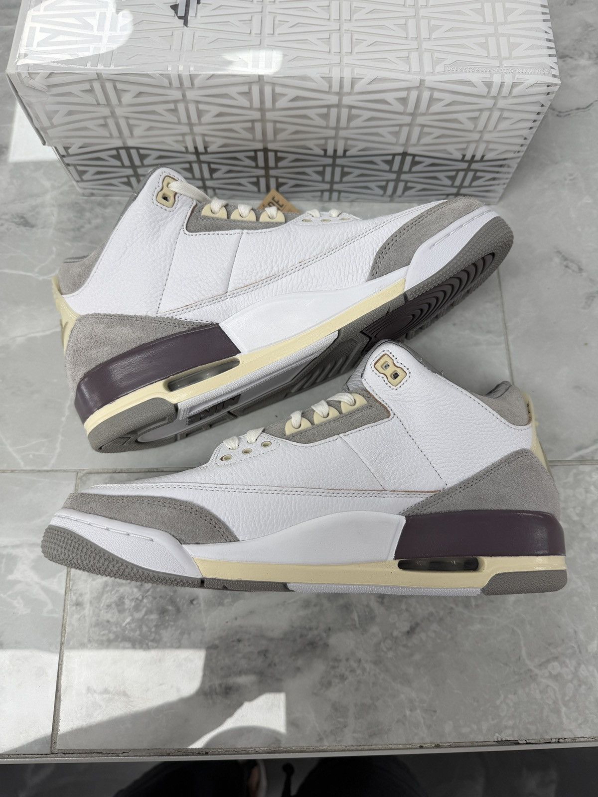 A Ma Maniere × Jordan Brand Jordan 3 Retro SP A Ma Maniére Size US 10 / EU 43 - 3 Thumbnail